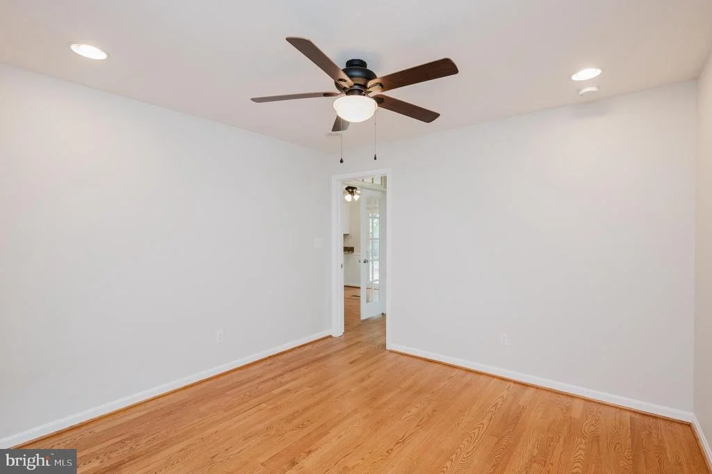 Photo of 4 OLD SPRING COURT