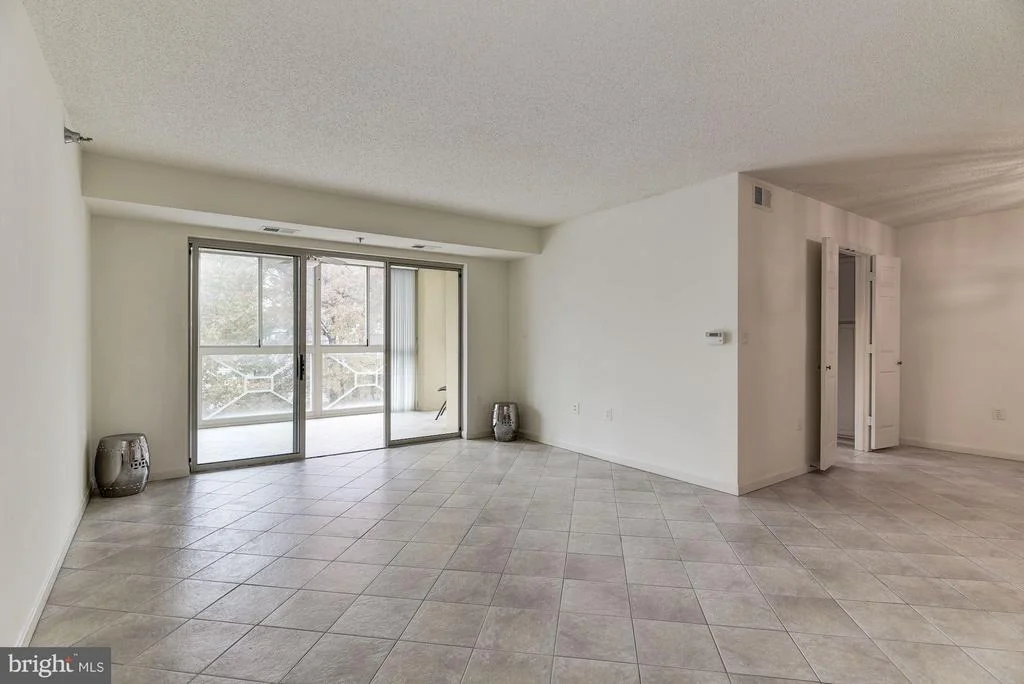 Photo of Unit 302 at 14805 PENNFIELD CIRCLE