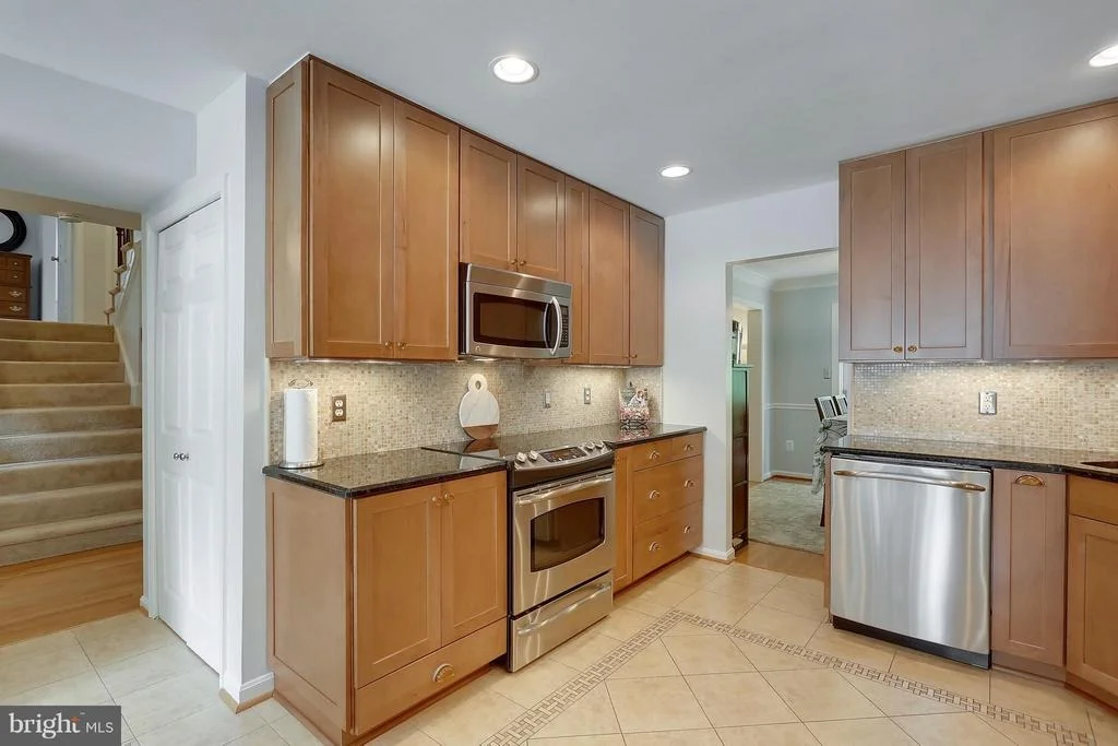 Photo of 4617 THORNHURST DRIVE