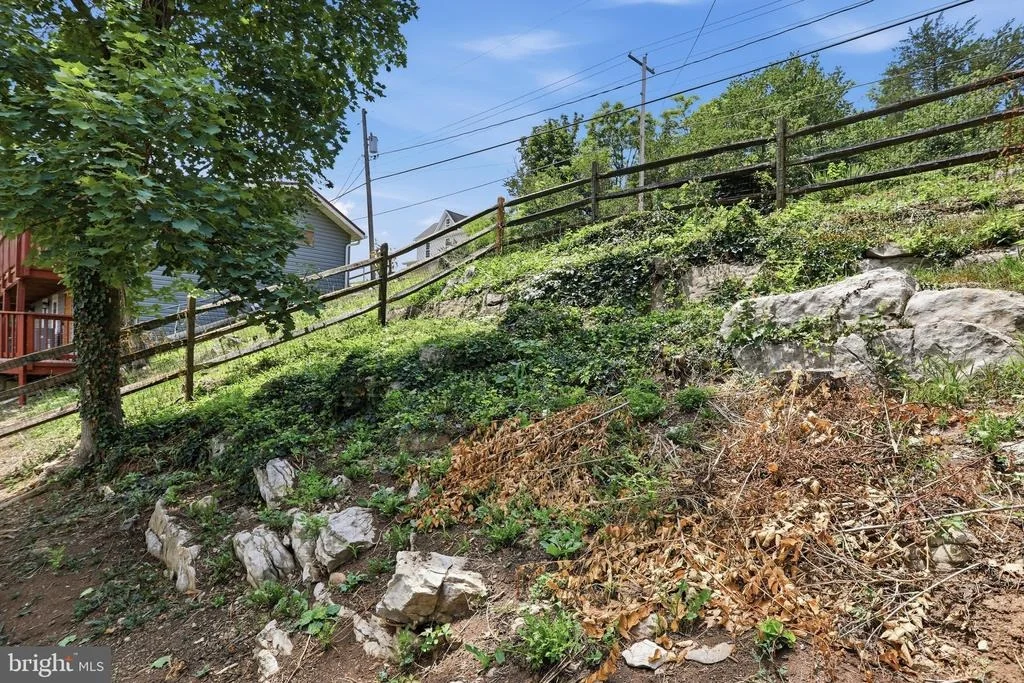 Photo of 12527 ROCKDALE ROAD