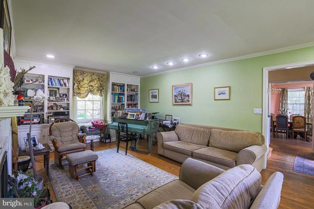 Photo of 3310 LABYRINTH ROAD