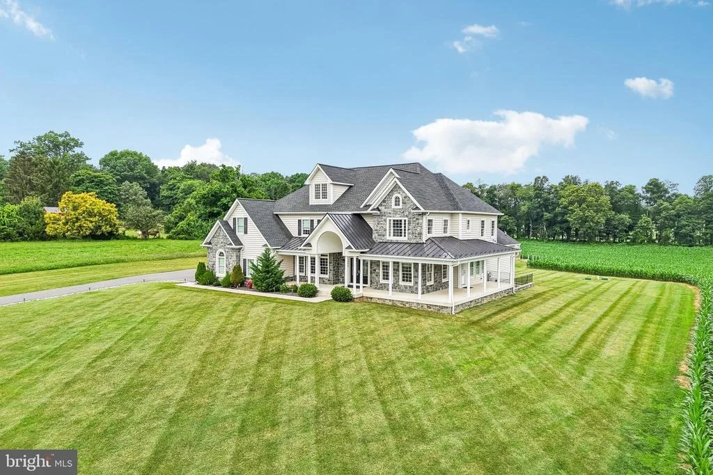 Photo of 1250 HEAPS ROAD