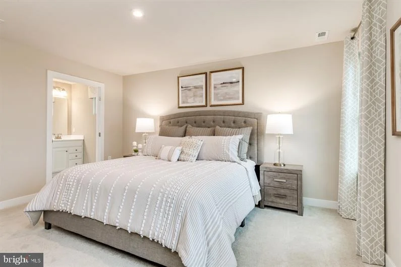 Photo of 2567 LAMPLIGHTER DRIVE