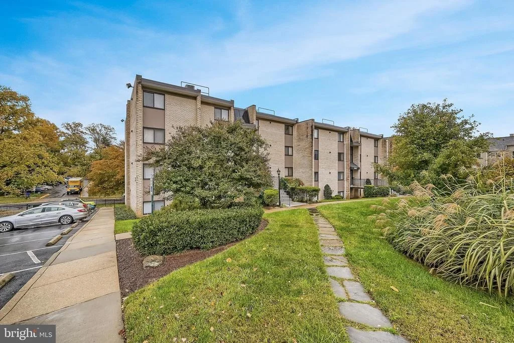Photo of Unit 302 at 10864 BUCKNELL DRIVE