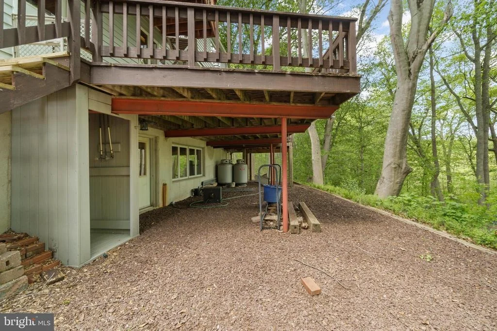 Photo of 42 CREEK ROAD