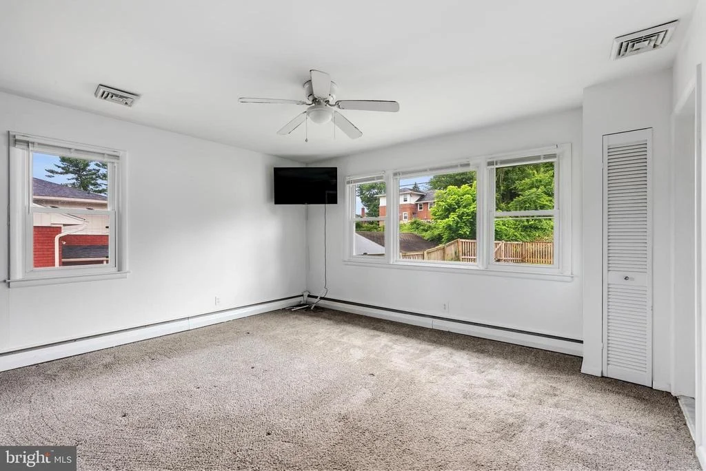 Photo of 816 PROVIDENCE ROAD