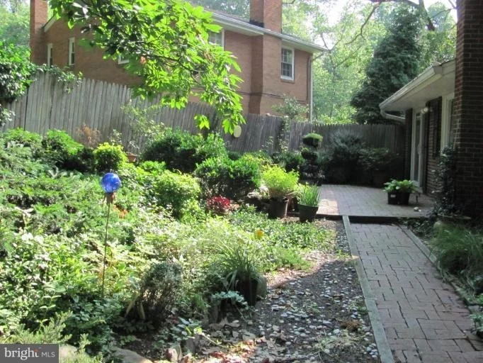 Photo of 906 JUNIPER PLACE