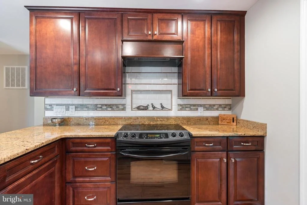 Photo of 11219 LAKEVIEW DRIVE