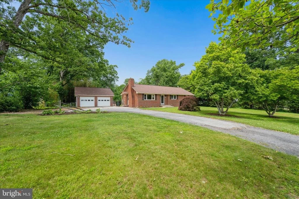 Photo of 7052 LINGANORE ROAD