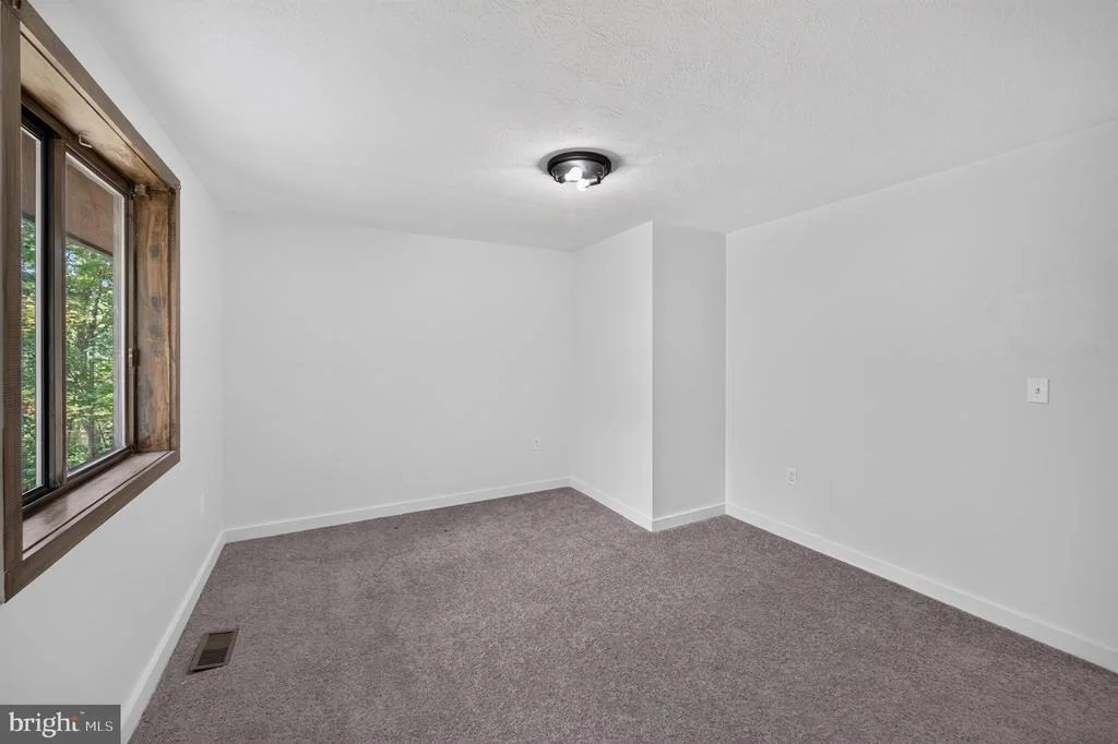 Photo of 213 MORRIE DRIVE