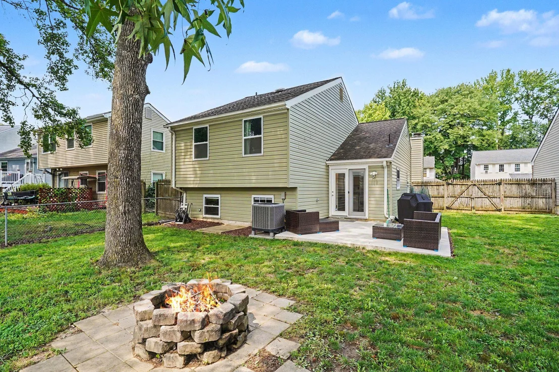 Photo of 436 WINTERBERRY DRIVE