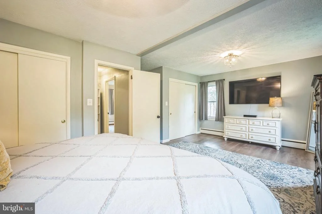 Photo of 6637 MOUNT PHILLIP ROAD