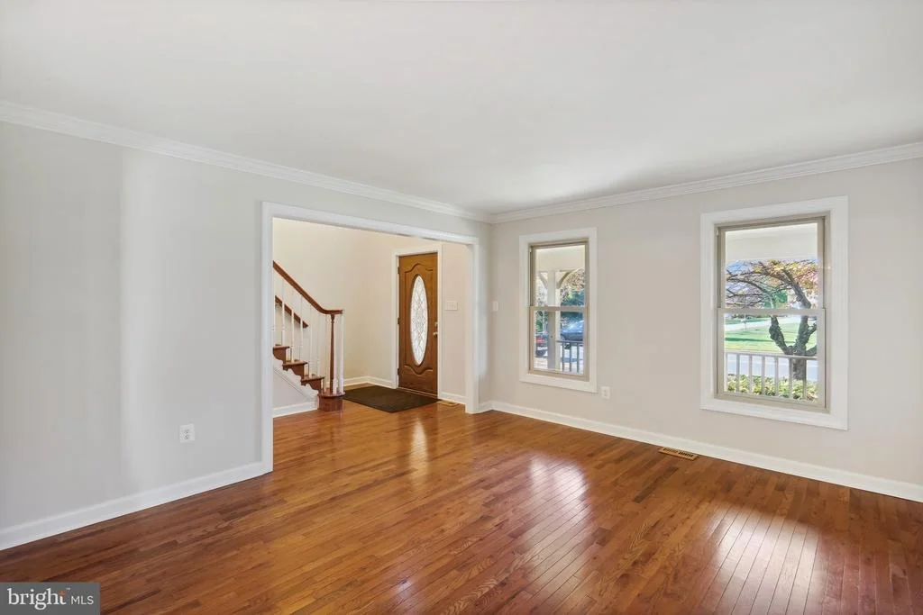 Photo of 5305 KINGSBROOK DRIVE