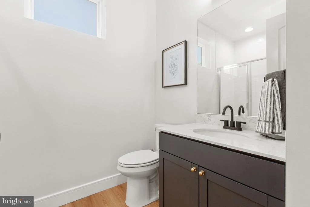 Photo of 725 ELECTRIC AVENUE