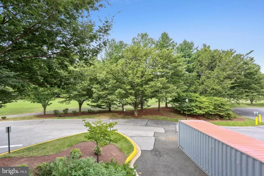 Photo of Unit 4125 at 15100 INTERLACHEN DRIVE