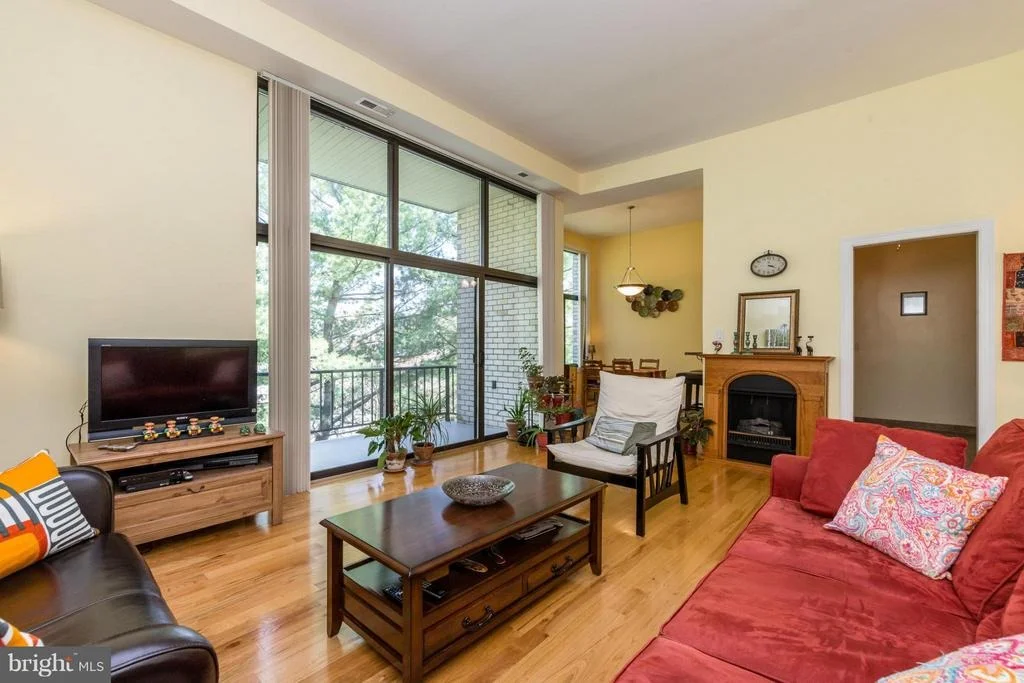 Photo of Unit 302 at 10862 BUCKNELL DRIVE