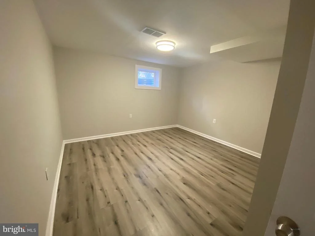Photo of 9209 ROLLING VIEW DRIVE
