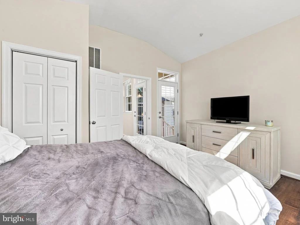 Photo of 2124 CAISSON ROAD