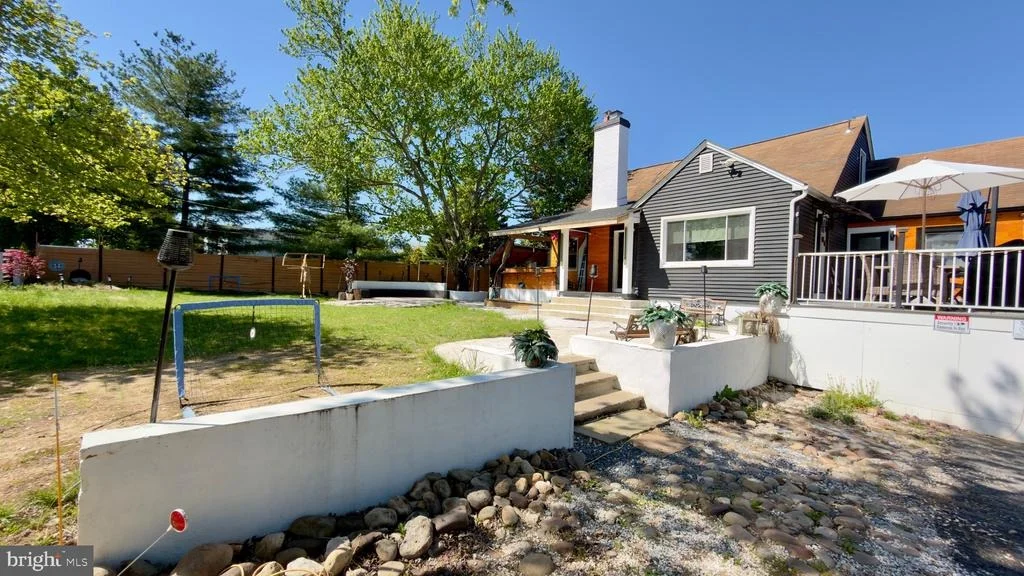 Photo of 16720 LONGDRAFT ROAD