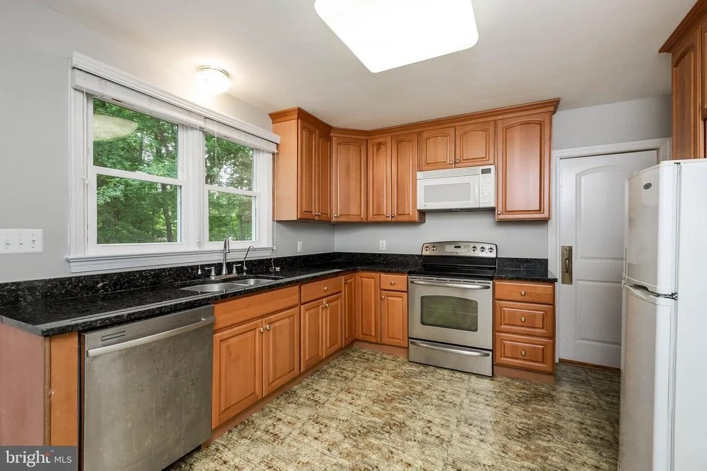 Photo of 11730 CLOPPER ROAD