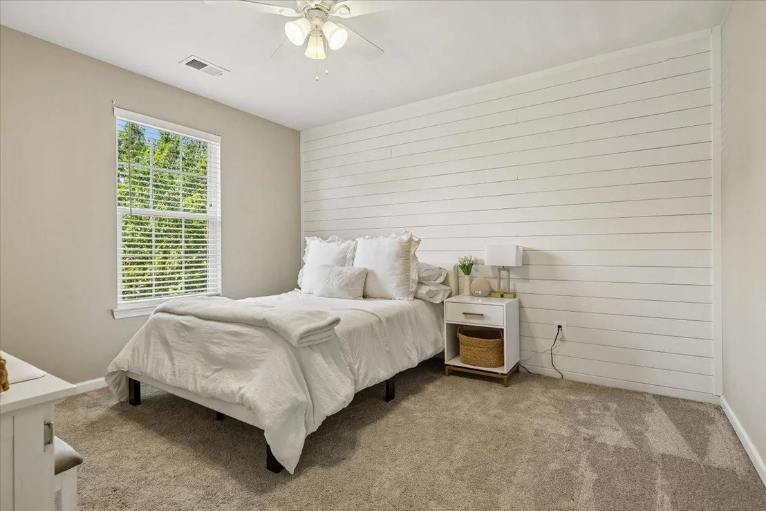 Photo of 42940 SPYDER PLACE
