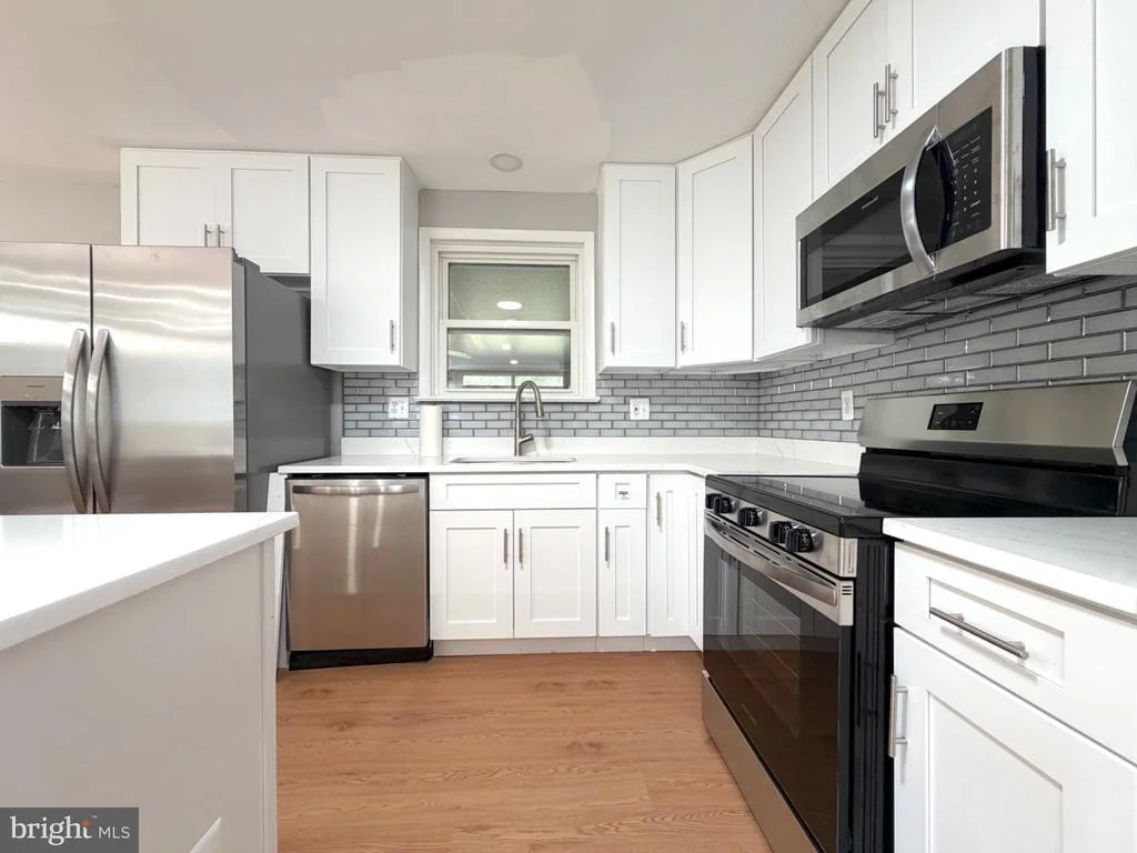 Photo of 2402 JOSEPH DRIVE