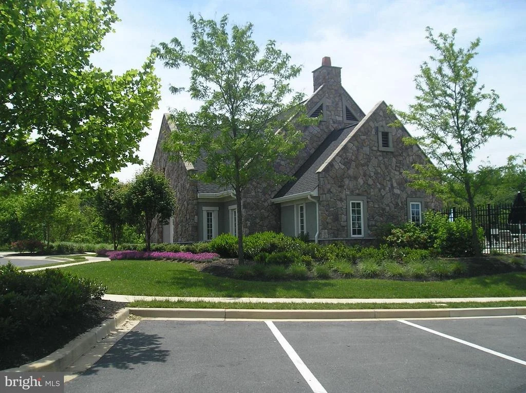 Photo of 3936 LOCH NESS COURT