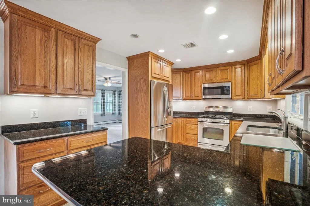 Photo of 16808 NORBROOK DRIVE