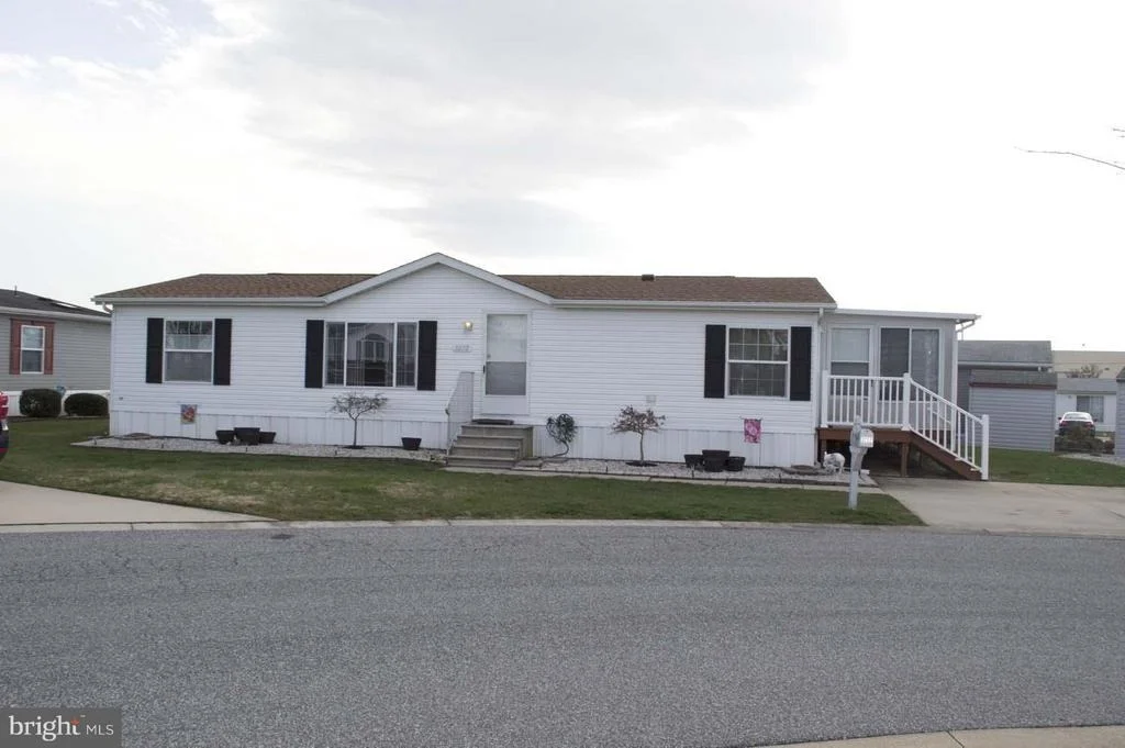 Photo of 3202 JONQUIL LANE