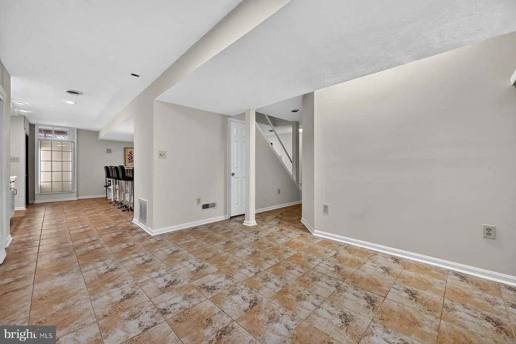 Photo of 8327 SAIL COURT