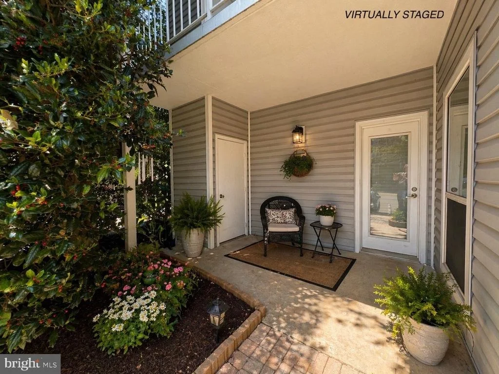 Photo of Unit 4A2 at 3176 SUMMIT SQUARE DRIVE