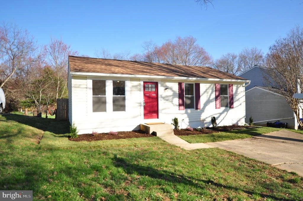 Photo of 7421 BRENISH DRIVE