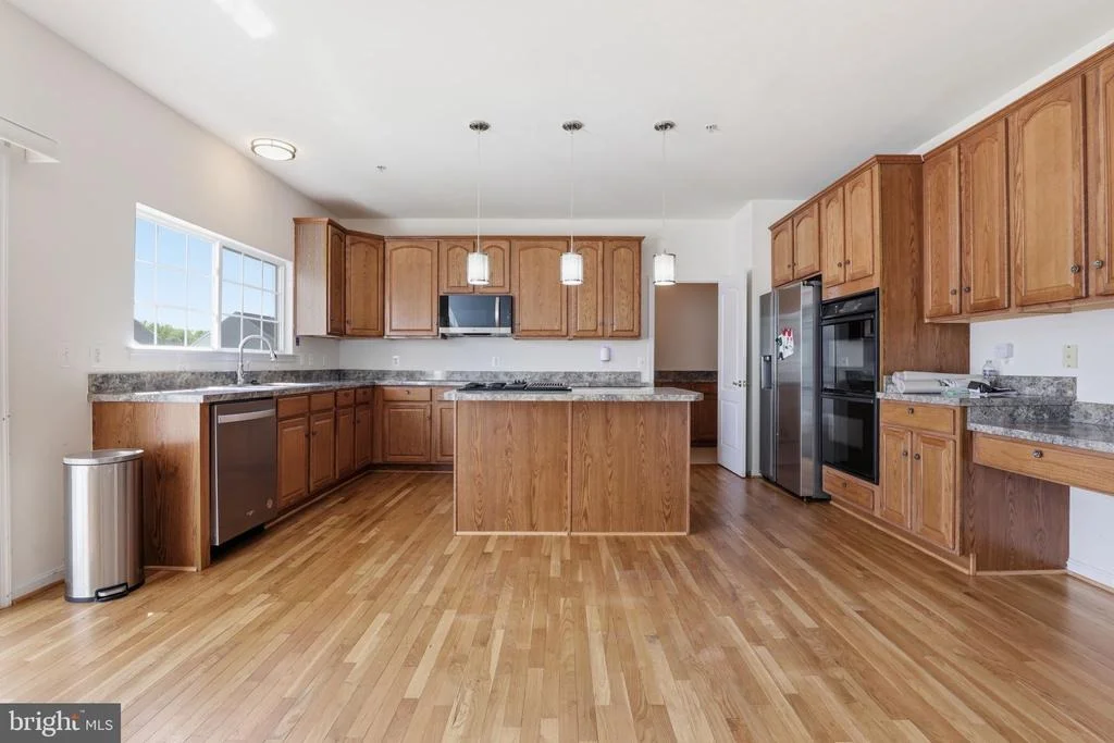 Photo of 10105 ELGIN CIRCLE