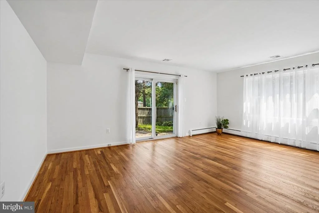 Photo of Unit 5E at 12801 EPPING TERRACE