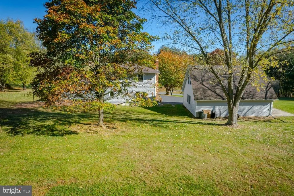 Photo of 895 BEAR BRANCH ROAD