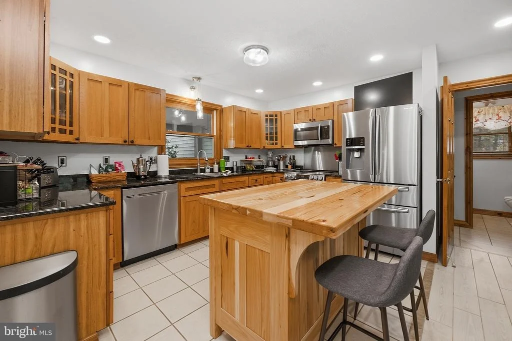 Photo of 607 PIN OAK CIRCLE