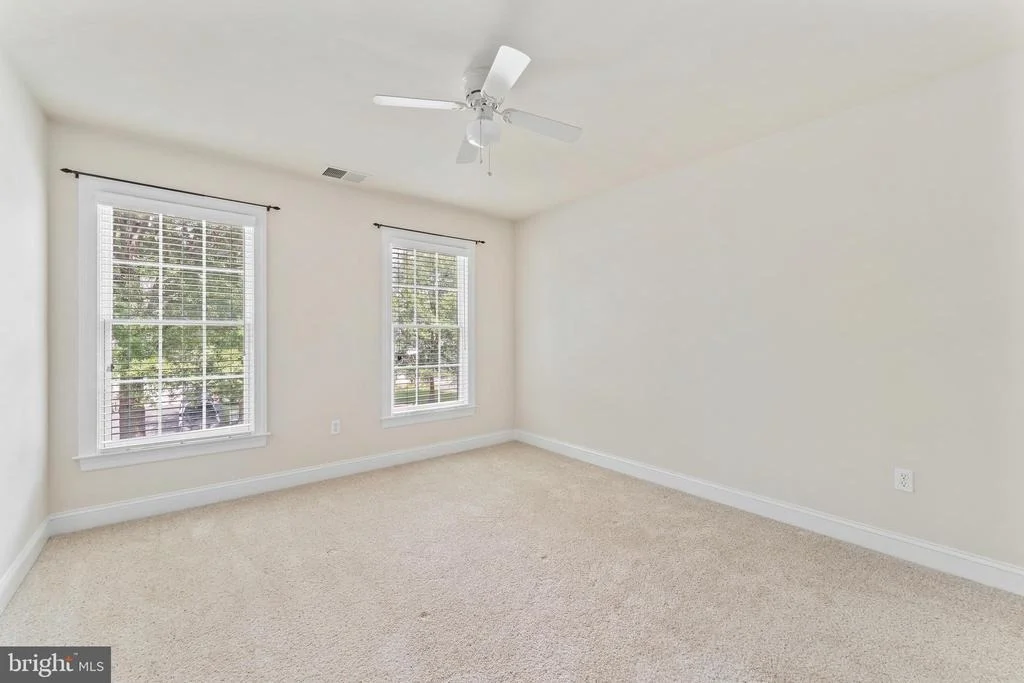 Photo of 16505 MURRAY PLACE