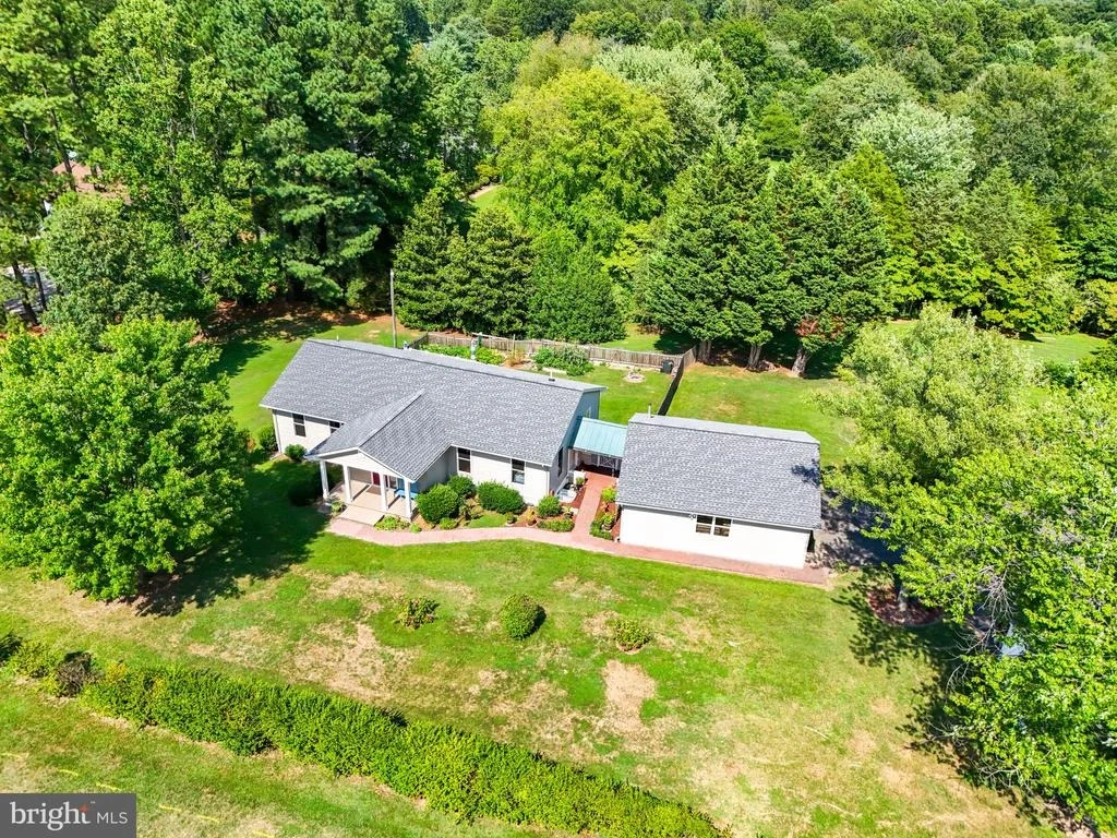 Photo of 8132 HILLCREST DRIVE