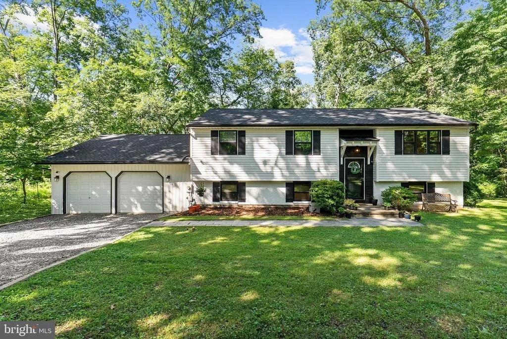 Photo of 5307 SYLVAN CIRCLE