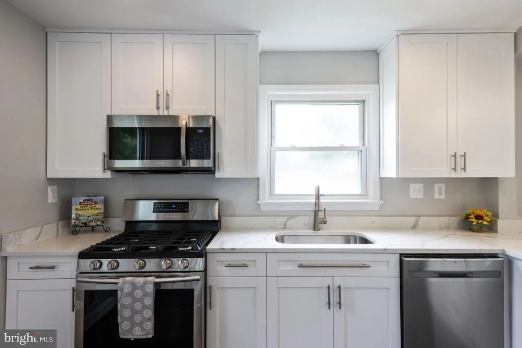 Photo of 960 NICHOLS DRIVE