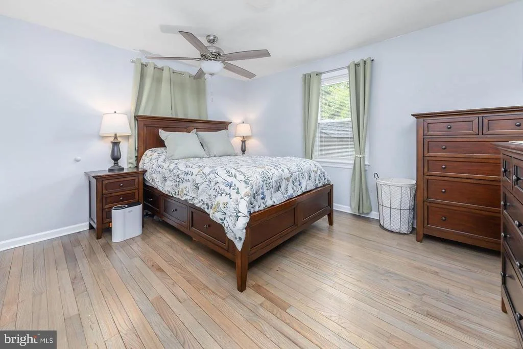 Photo of 415 LAKE AVENUE