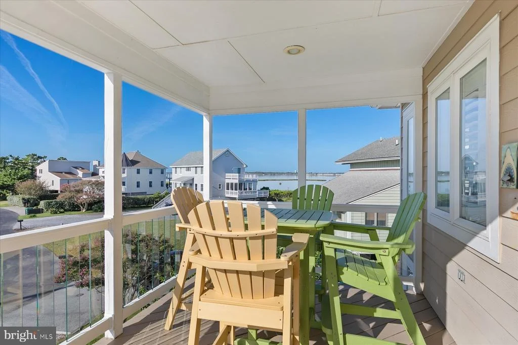 Photo of 36764 BAYSIDE DRIVE