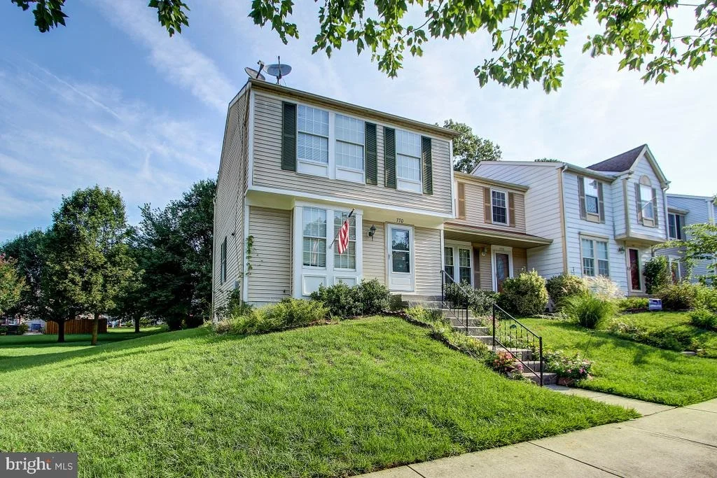 Photo of 770 WILLOWBY RUN