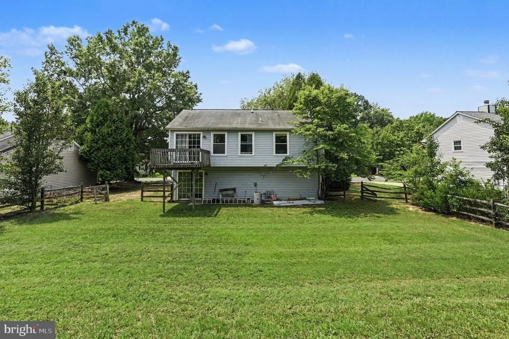 Photo of 10633 BENT TREE DRIVE