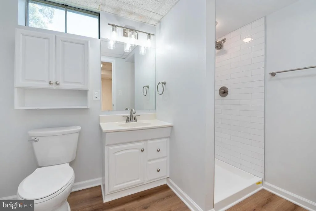Photo of 541 CRESTPARK DRIVE
