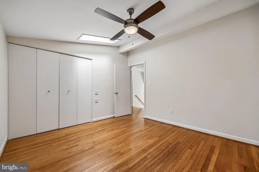 Photo of 300 GILSAN COURT