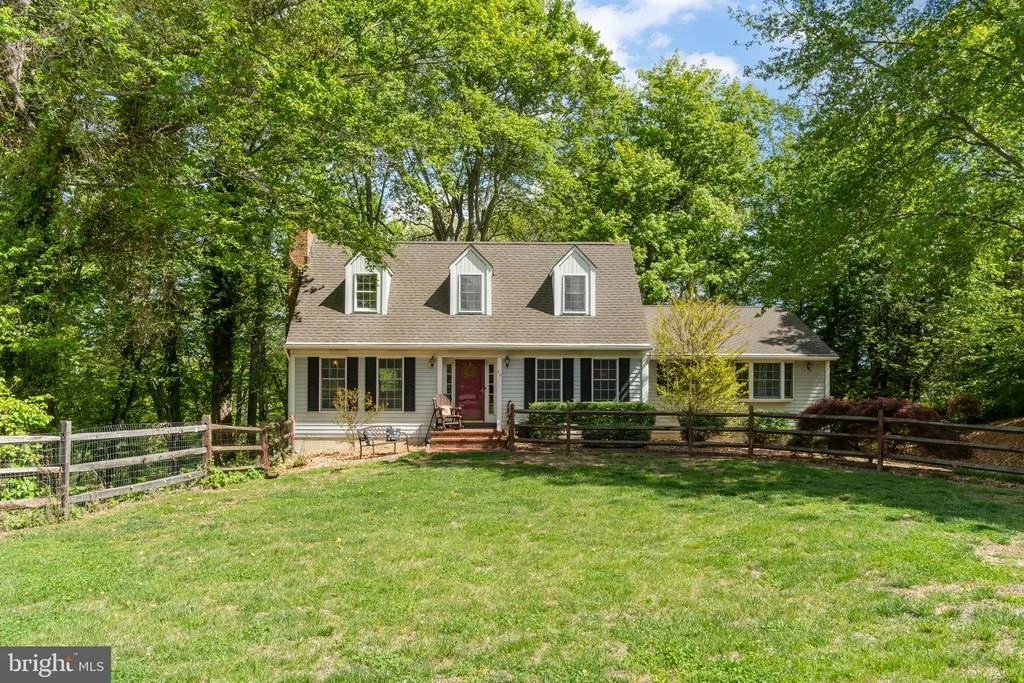 Photo of 42 CREEK ROAD
