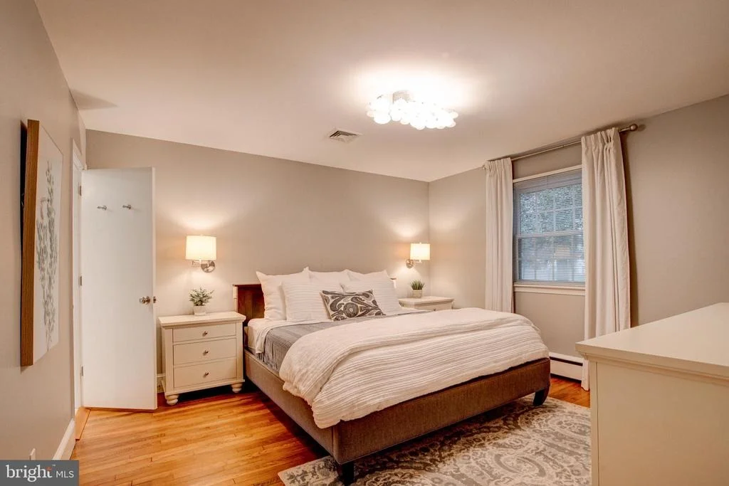 Photo of 3804 MODE STREET