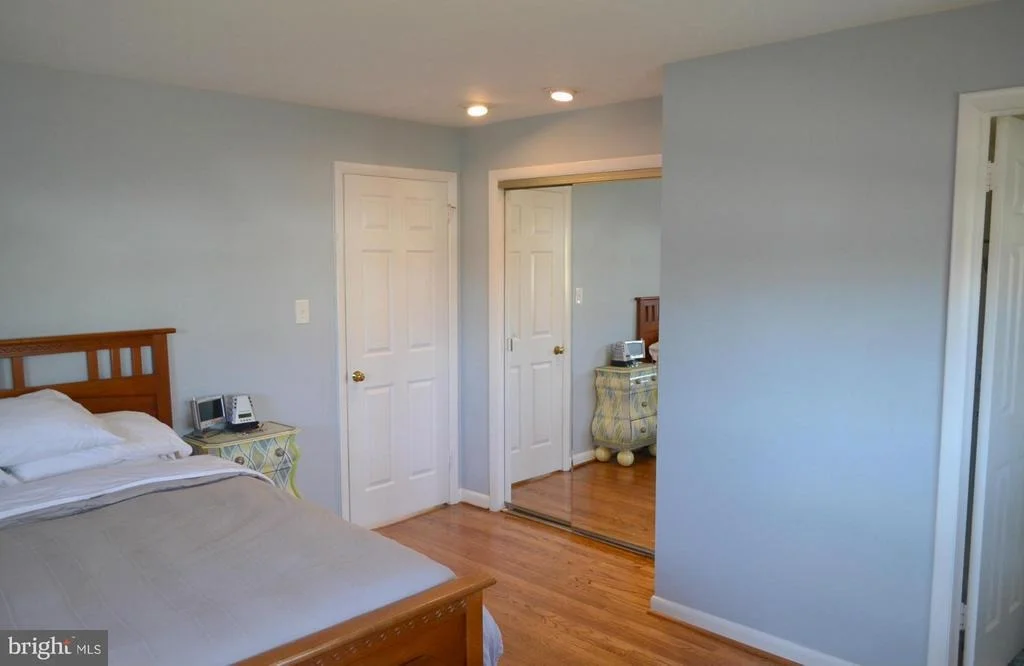 Photo of 1422 MAYFLOWER DRIVE