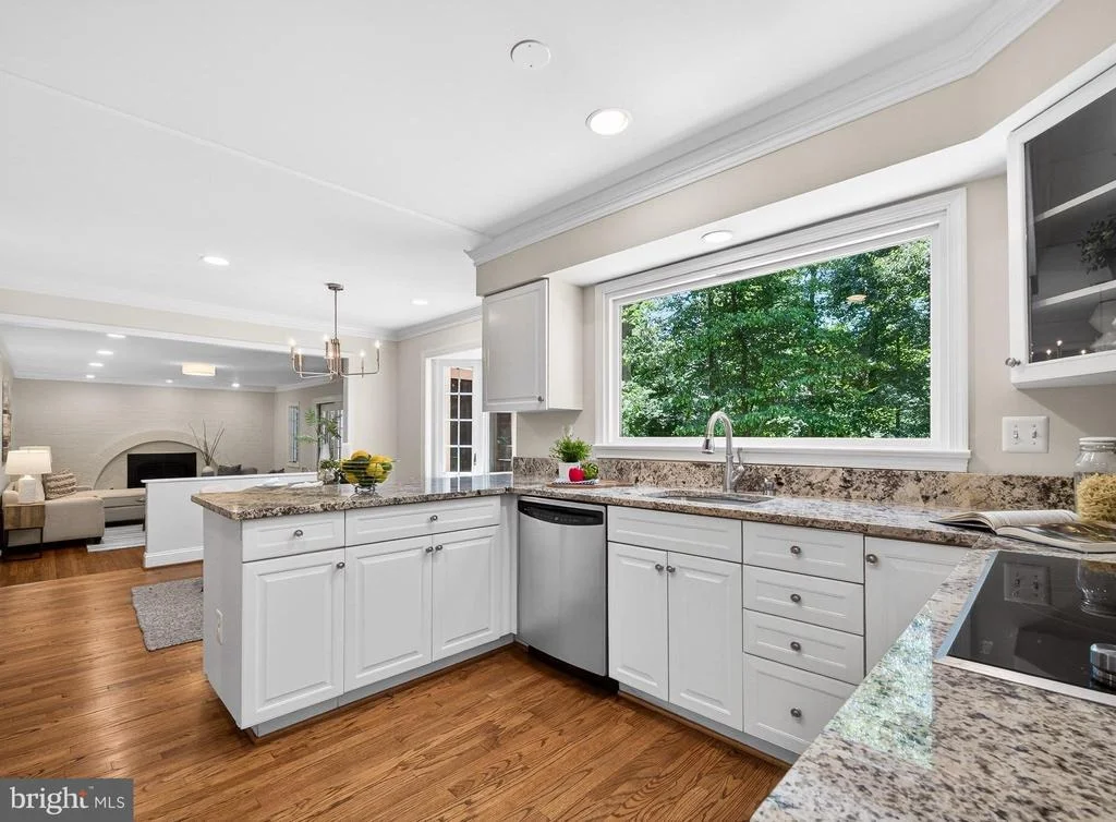 Photo of 1808 BATTEN HOLLOW ROAD